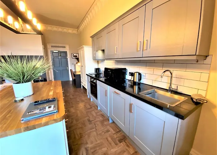 The Scott At Claremont Serviced