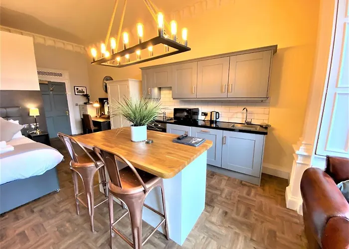 The Scott At Claremont Serviced Apartment